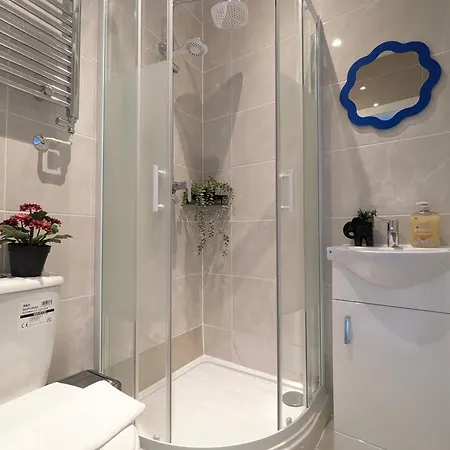 Prázdninový dům Modern Double W Private Bath & Free Parking