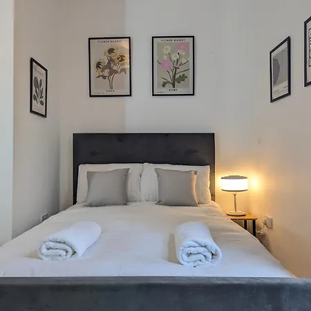 Modern Double W Private Bath & Free Parking * يورك