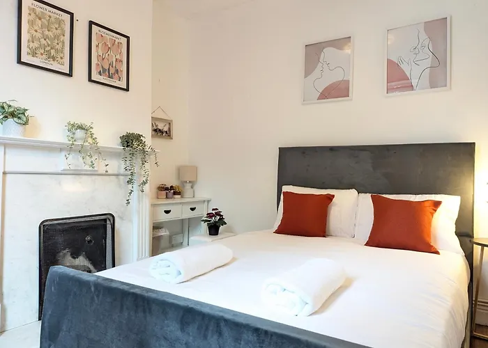 Hébergement de vacances Modern Double W Private Bath & Free Parking *