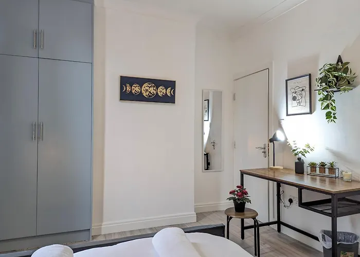 Vakantiehuis Modern Double W Private Bath & Free Parking York